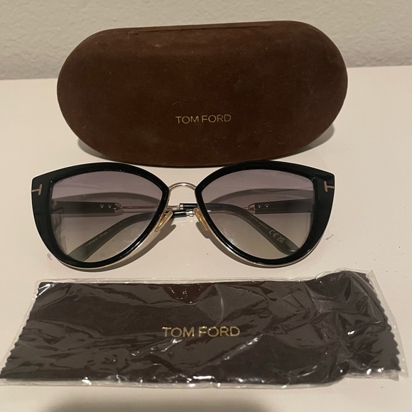 Tom Ford Angelica Sunglasses - Picture 2 of 8